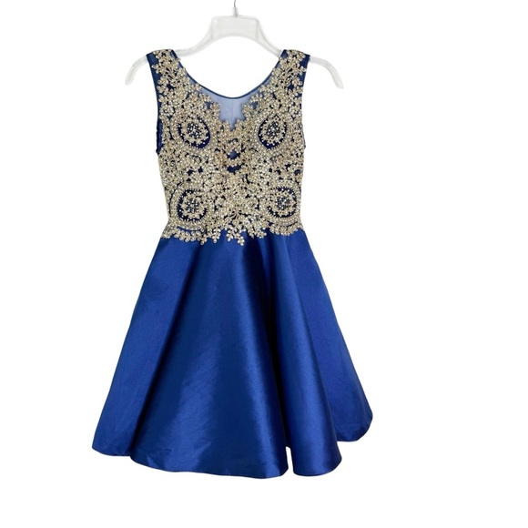 Camille La Vie Embroidered Sequin Formal Prom Pageant Mini Dress Blue Size 00 - Picture 6 of 15
